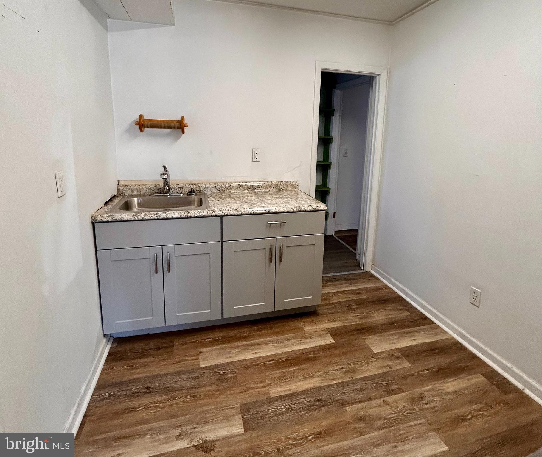 3049 W Chester Pike