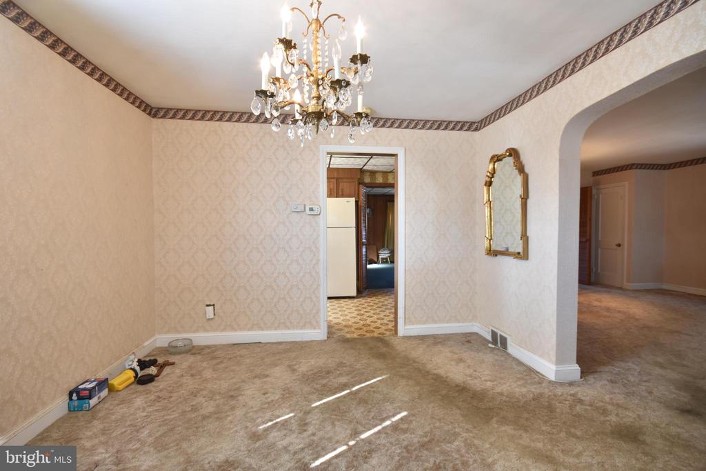 50 West Ave