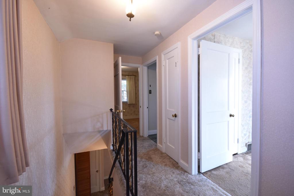 50 West Ave