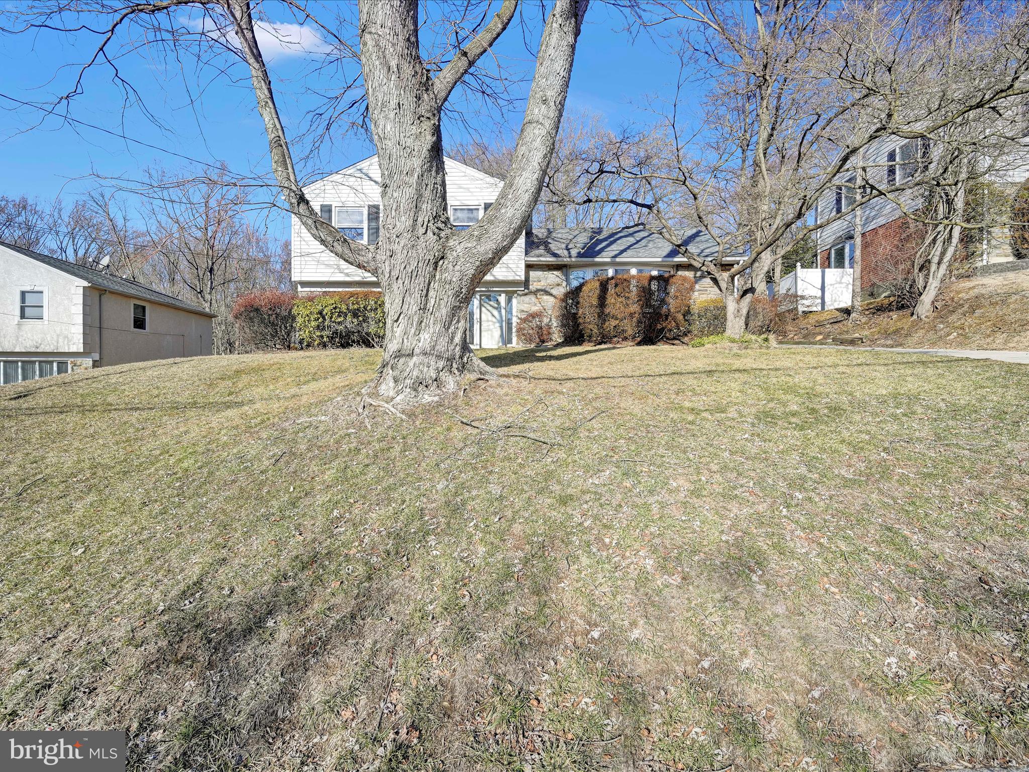 2530 Parke Ln