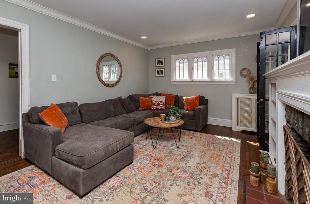 255 Brookline Blvd