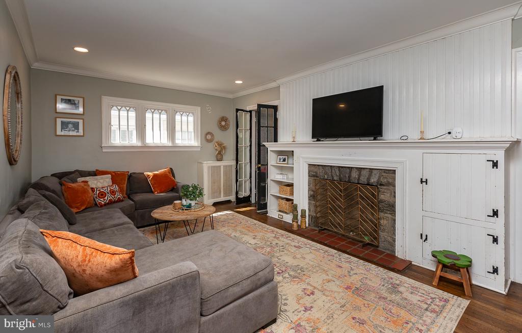 255 Brookline Blvd
