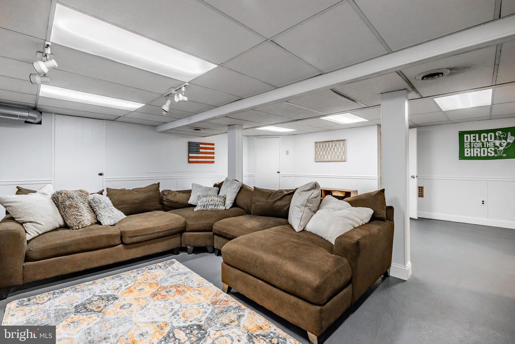 603 Williamsburg Dr