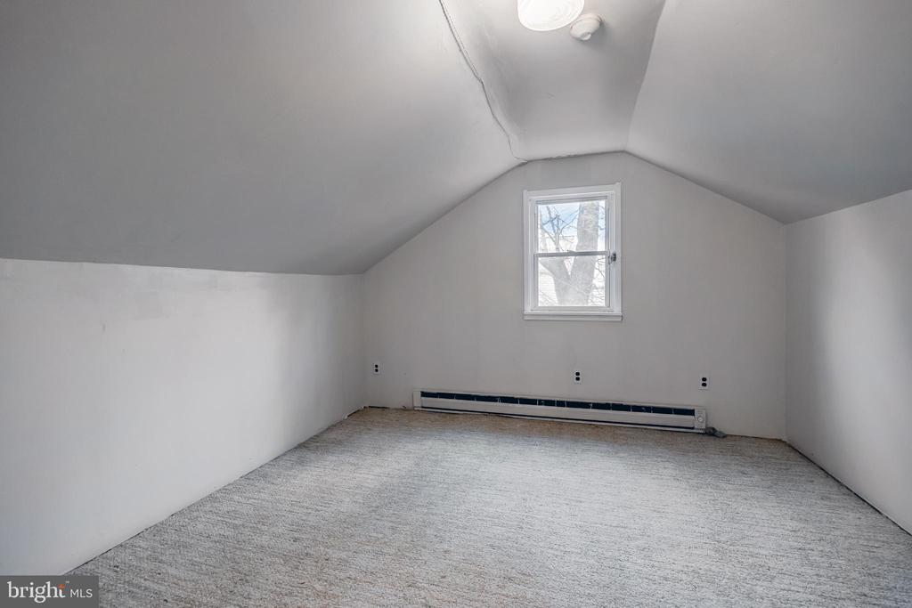 603 Williamsburg Dr