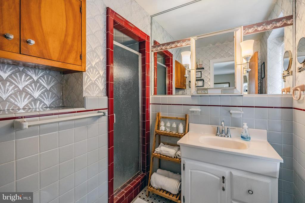 603 Williamsburg Dr