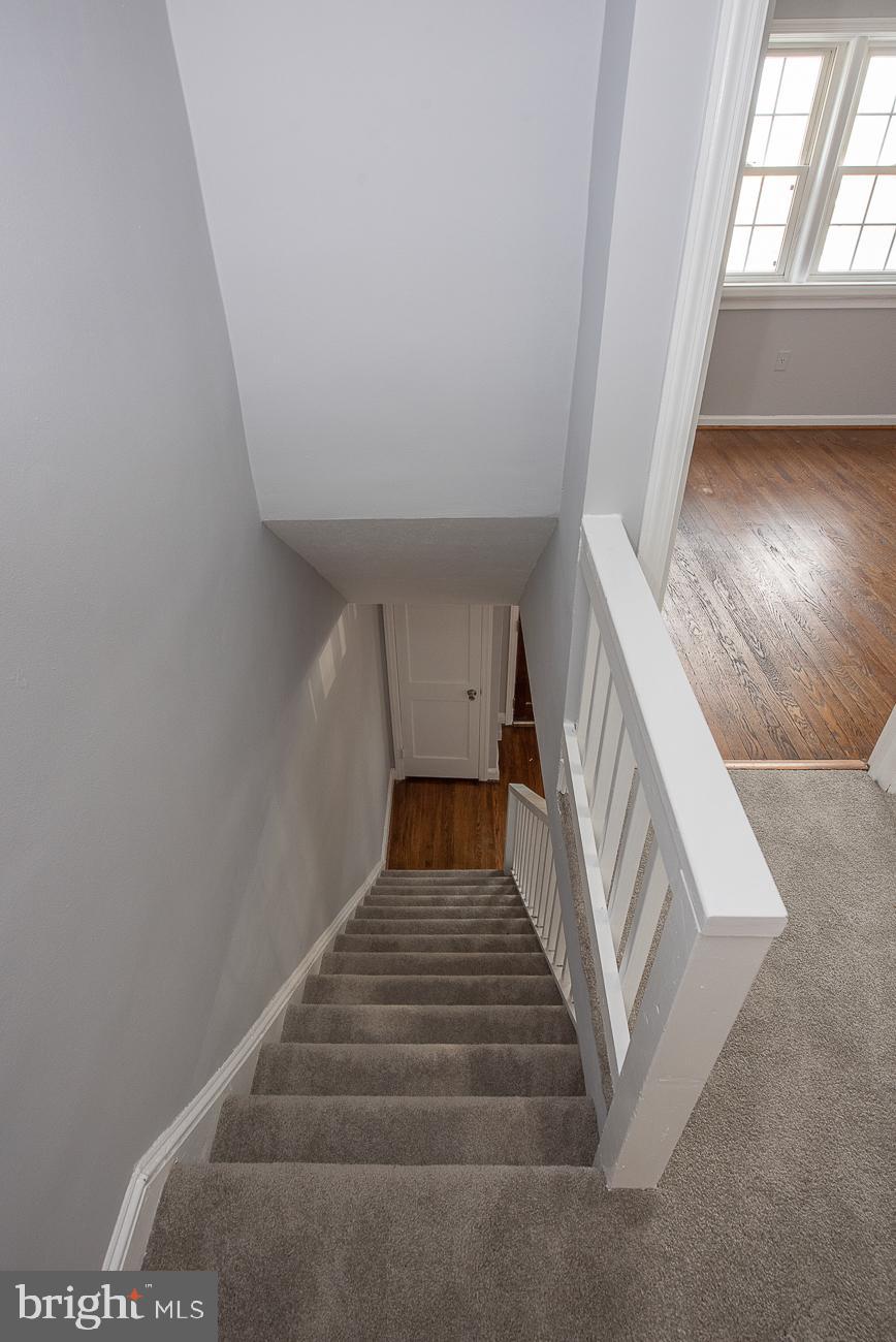 84 S HARWOOD AVE