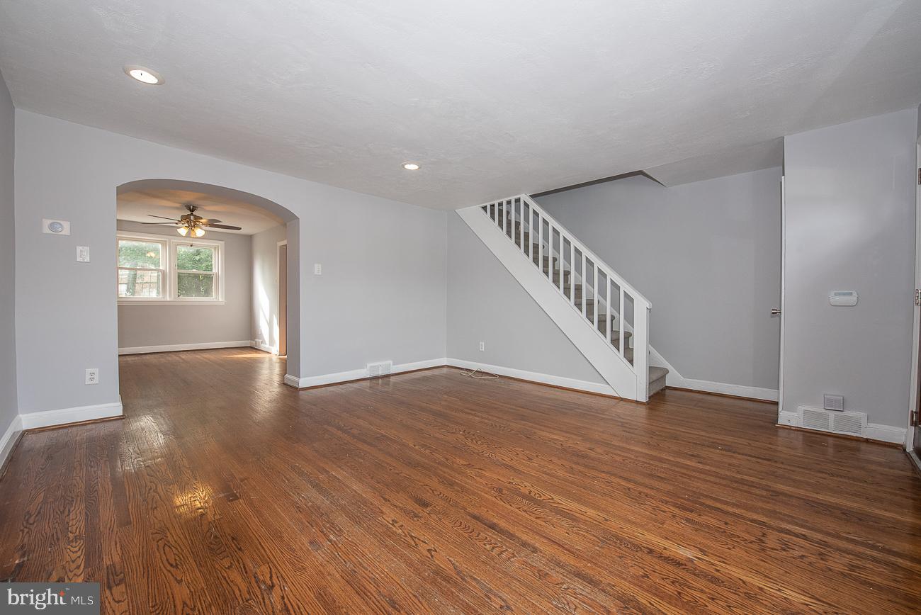 84 S HARWOOD AVE