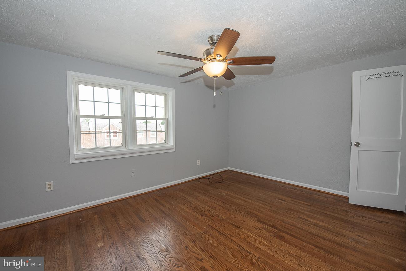 84 S HARWOOD AVE