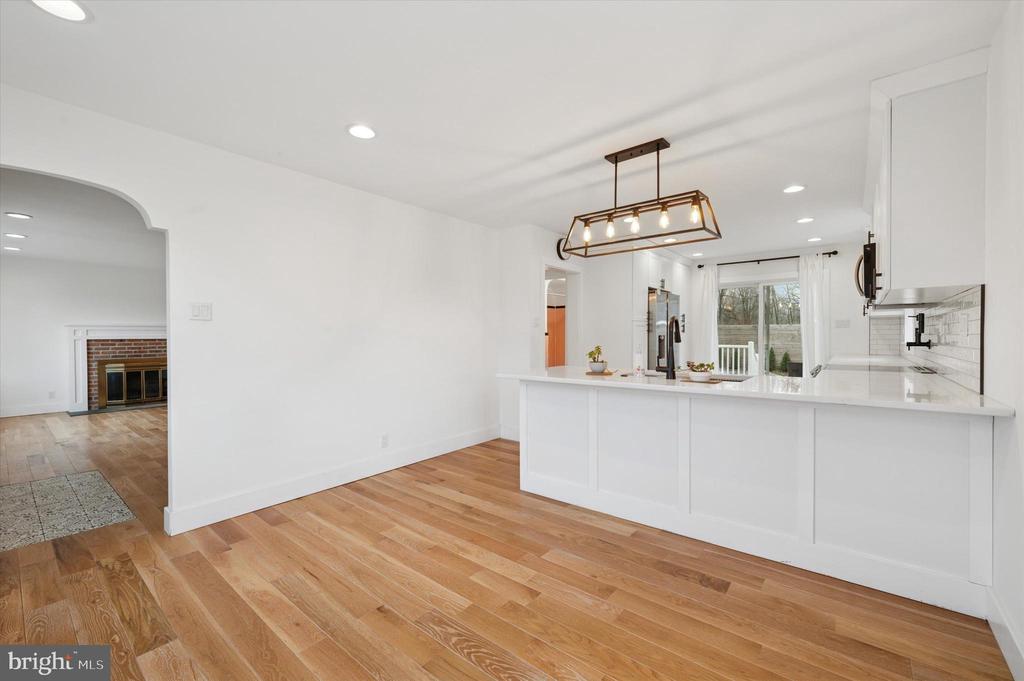 1302 Angora Dr