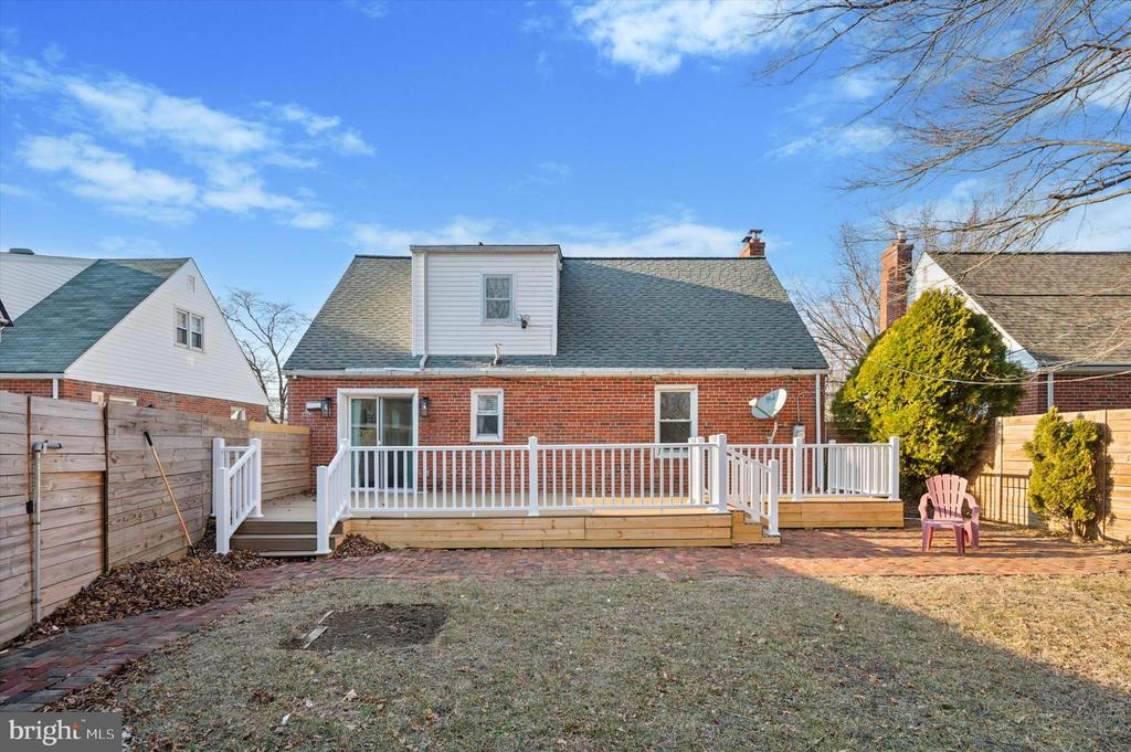1302 Angora Dr