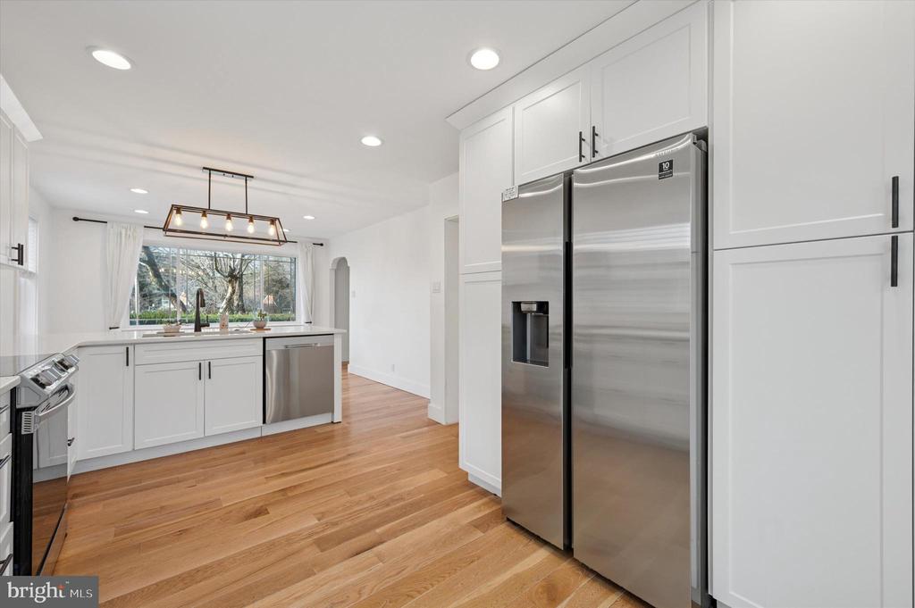 1302 Angora Dr
