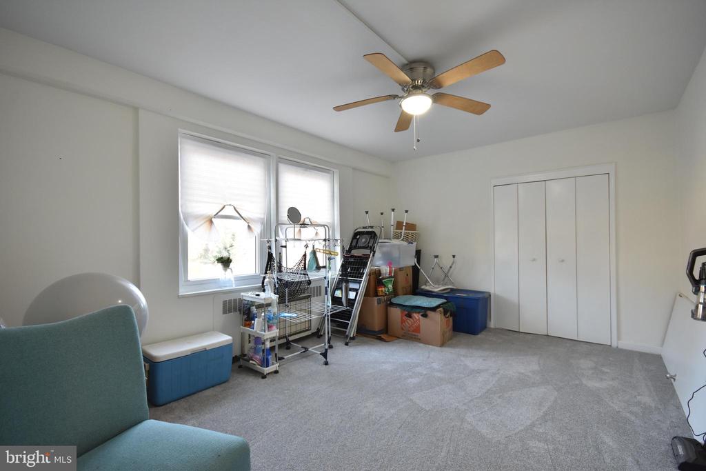 80 W Baltimore Ave #B101