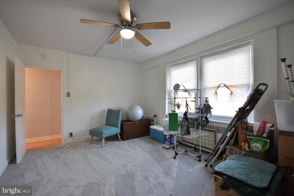 80 W Baltimore Ave #B101