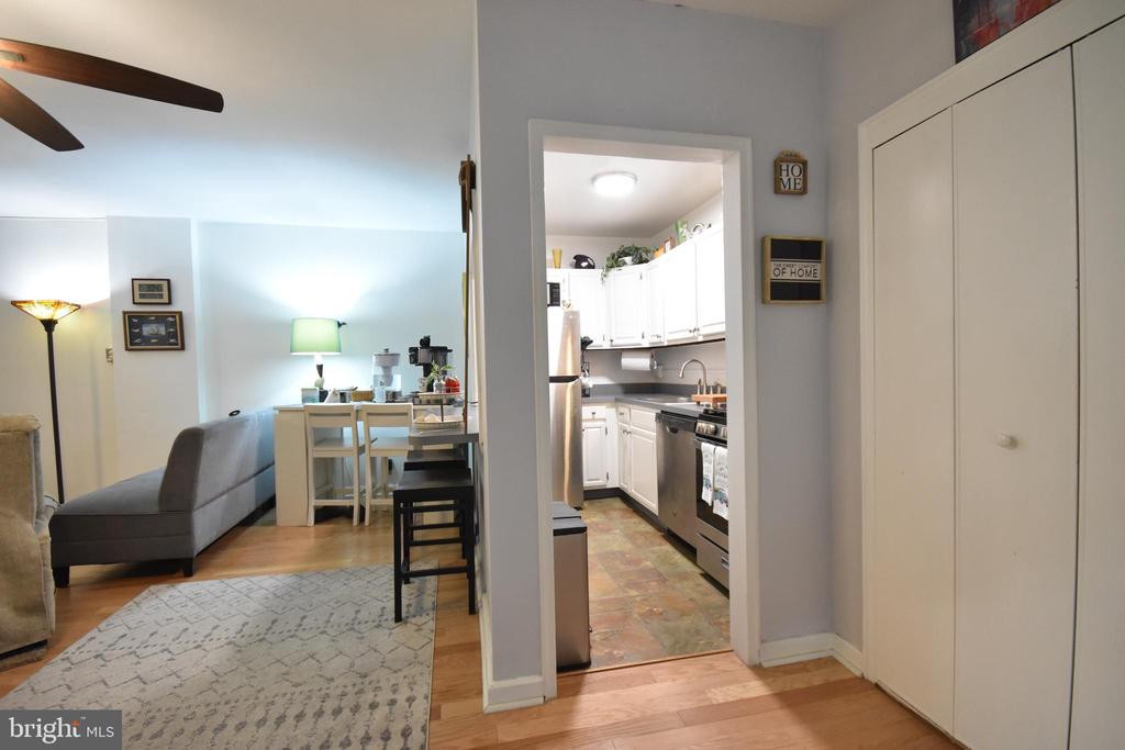 80 W Baltimore Ave #B101