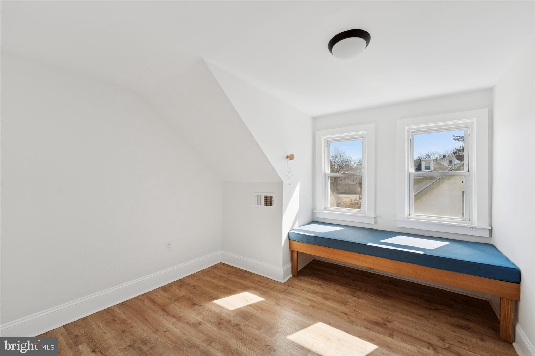251 HIGHLAND AVE