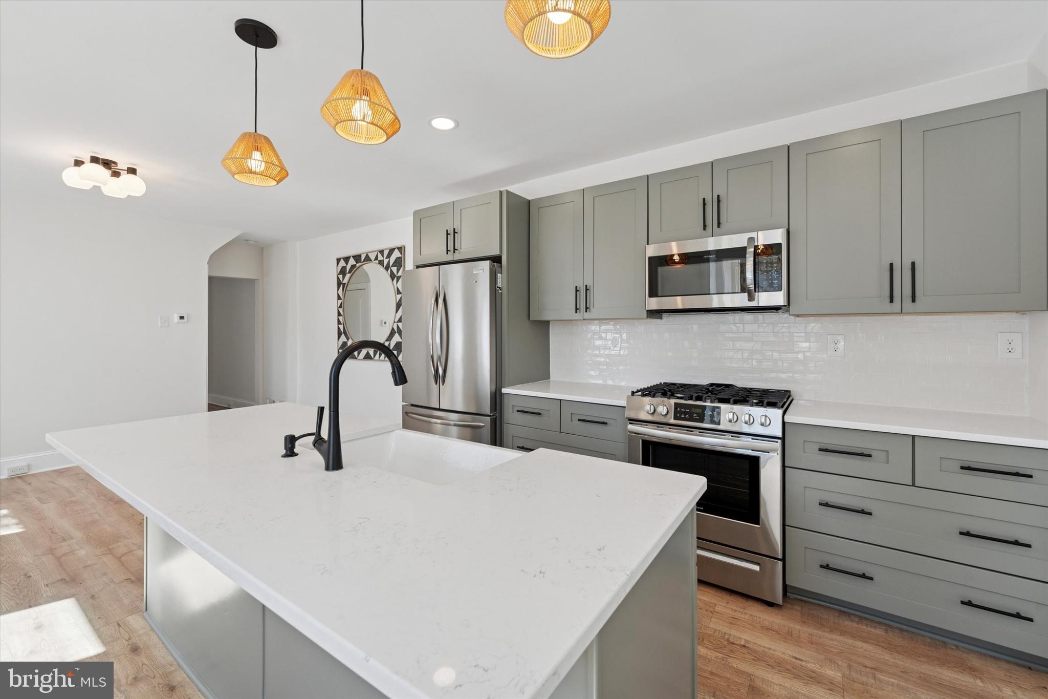 251 HIGHLAND AVE