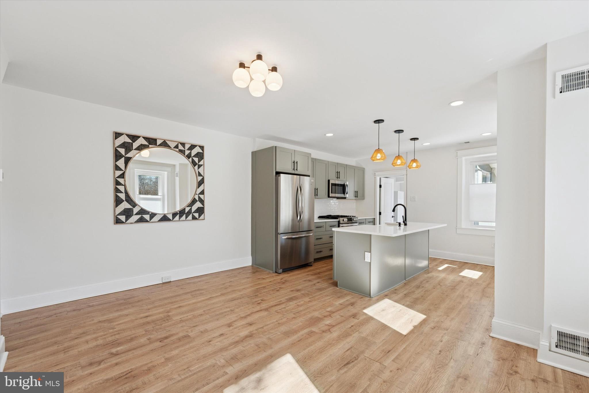 251 HIGHLAND AVE