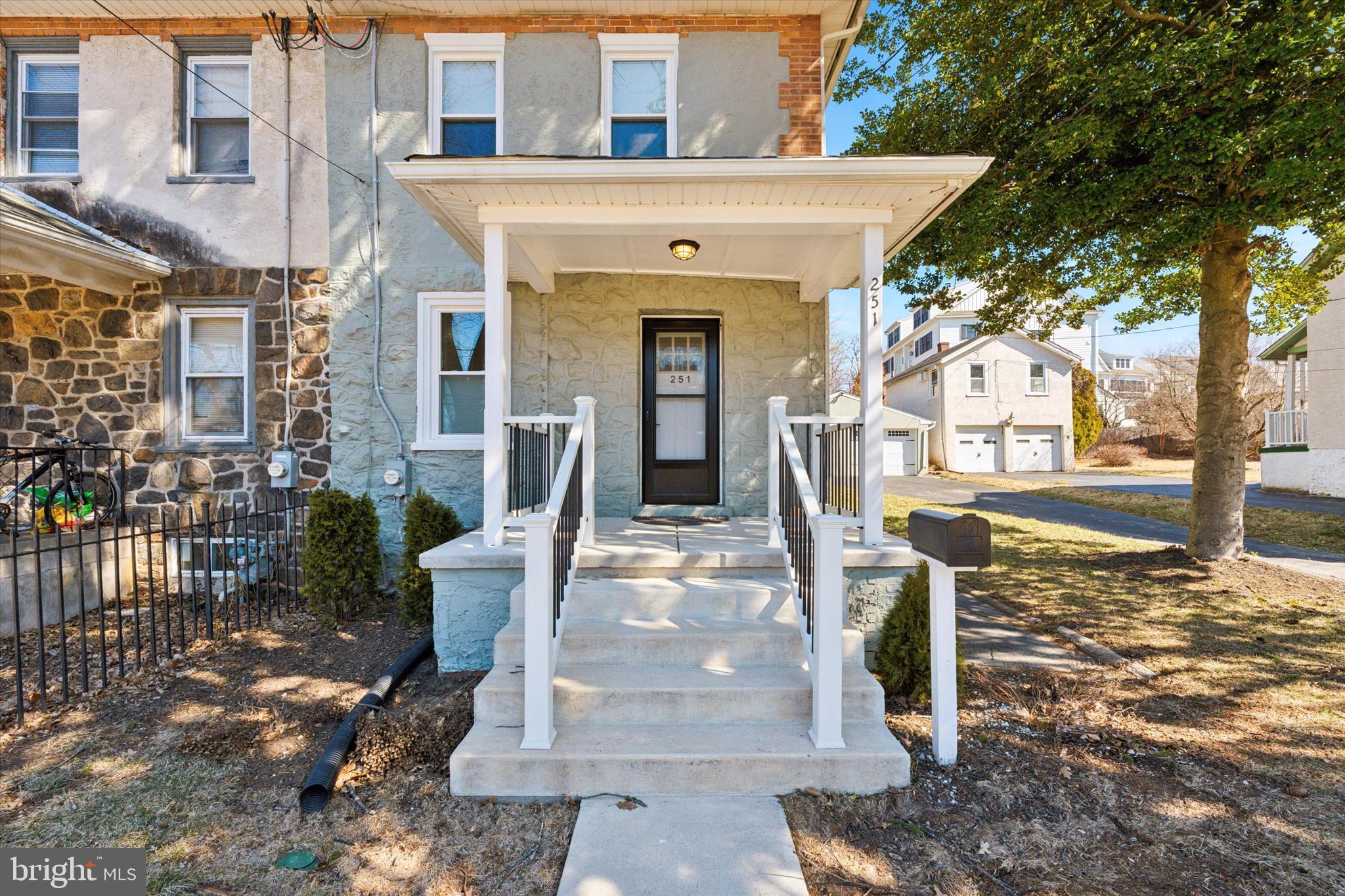 251 HIGHLAND AVE