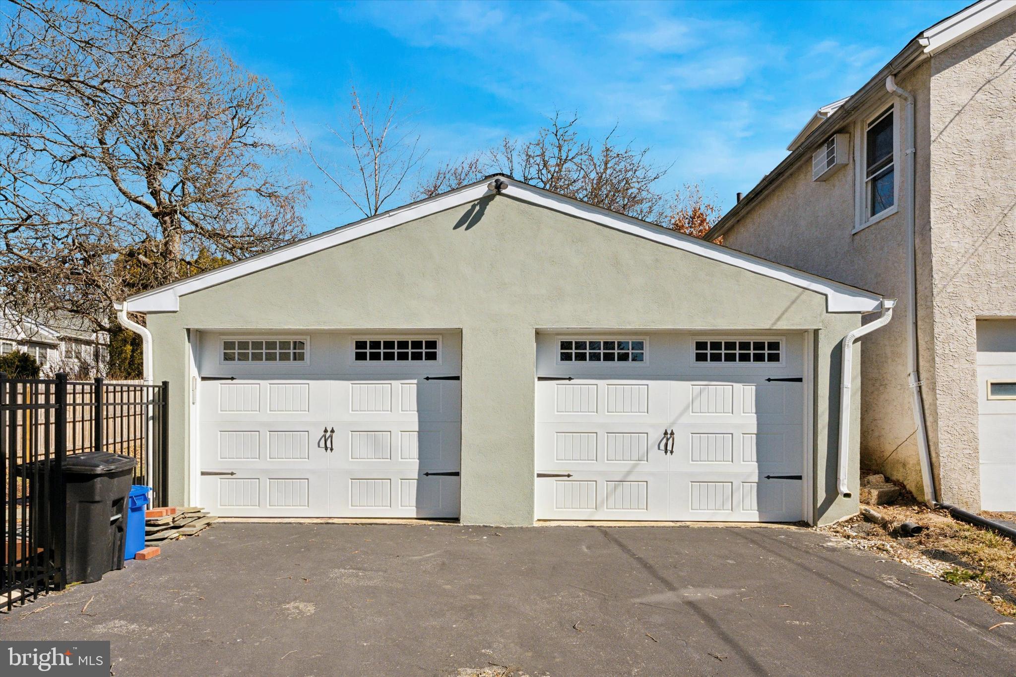 251 HIGHLAND AVE