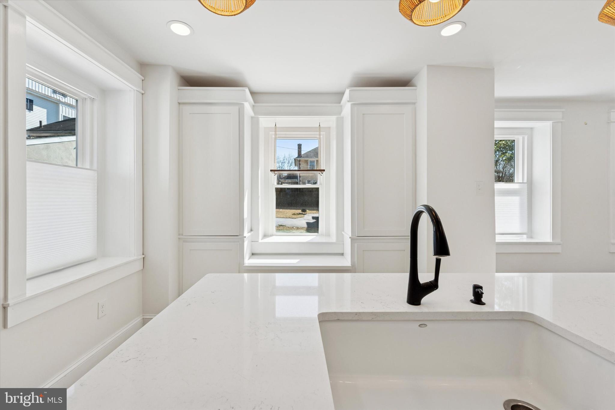 251 HIGHLAND AVE