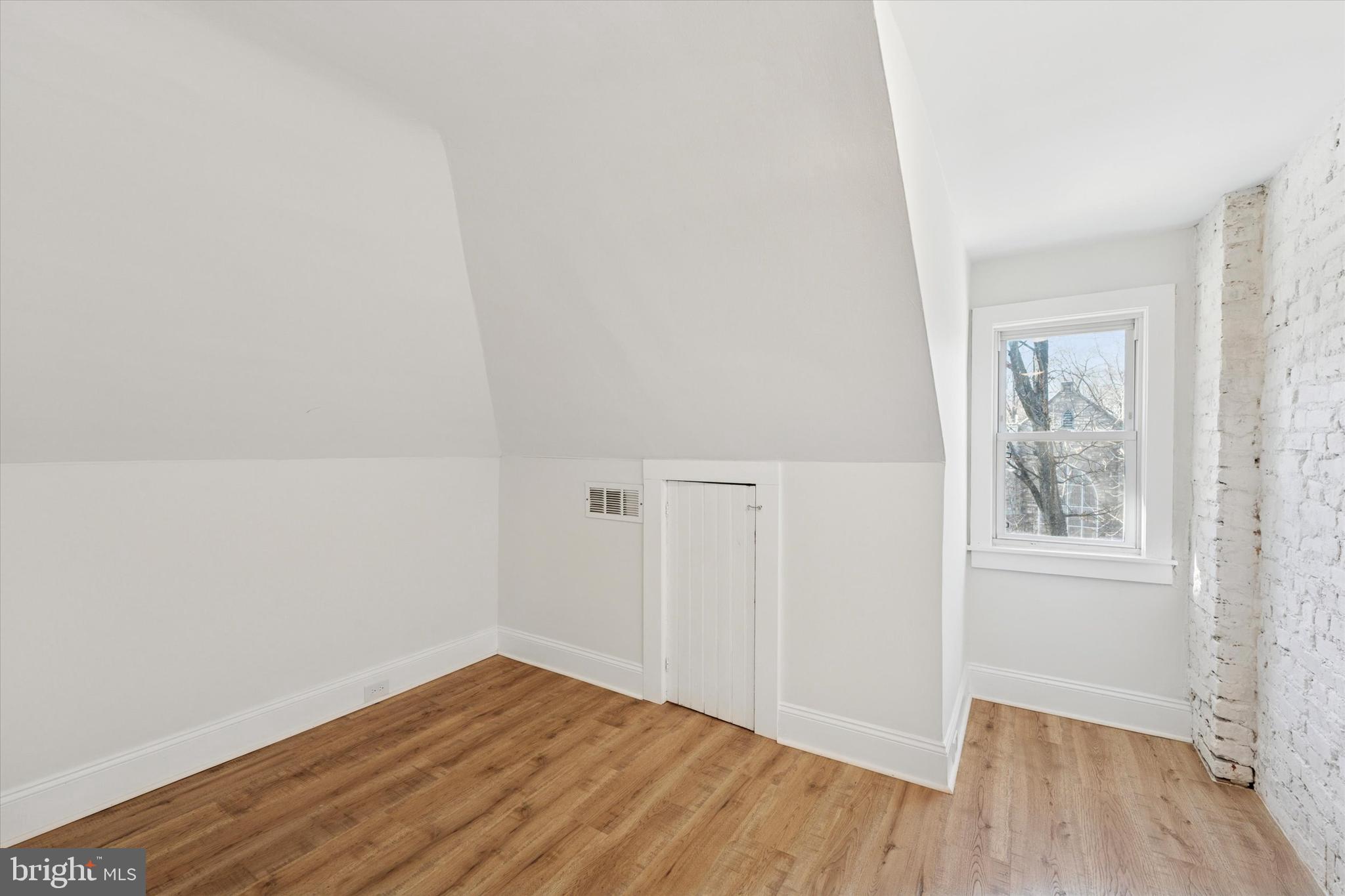 251 HIGHLAND AVE