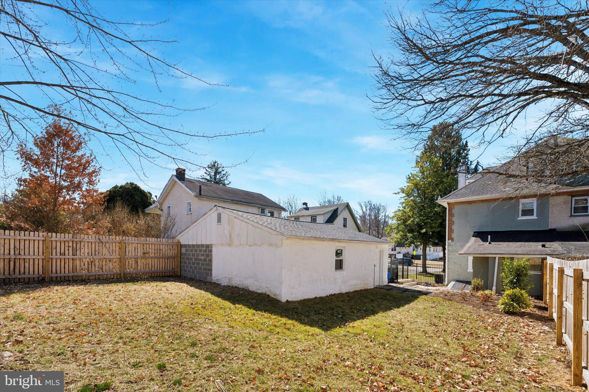 251 HIGHLAND AVE