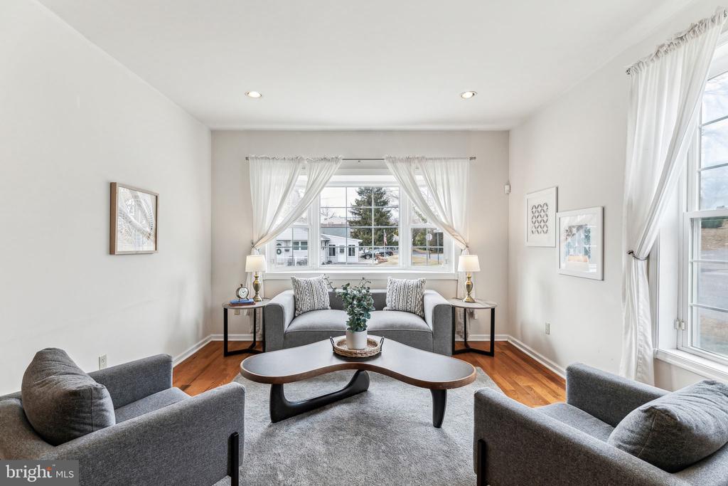 316 Blakeley Rd