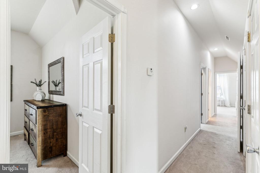 316 Blakeley Rd