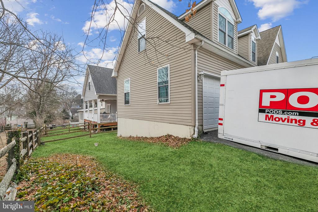 316 Blakeley Rd