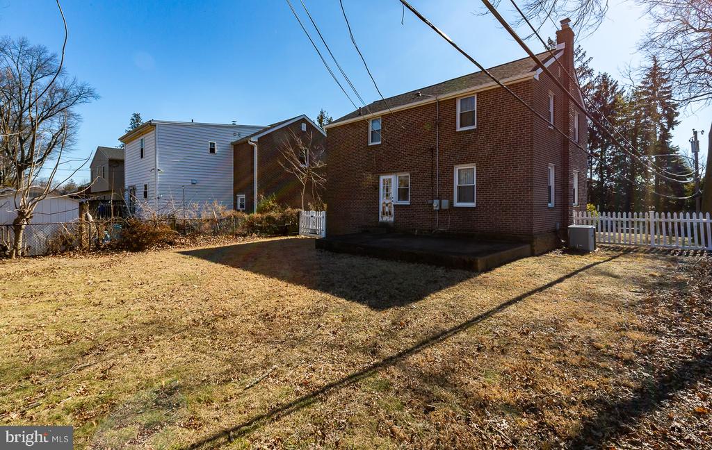 204 Edgehill Dr