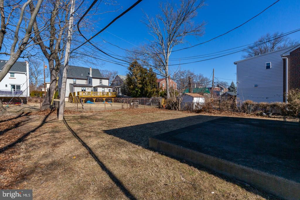 204 Edgehill Dr