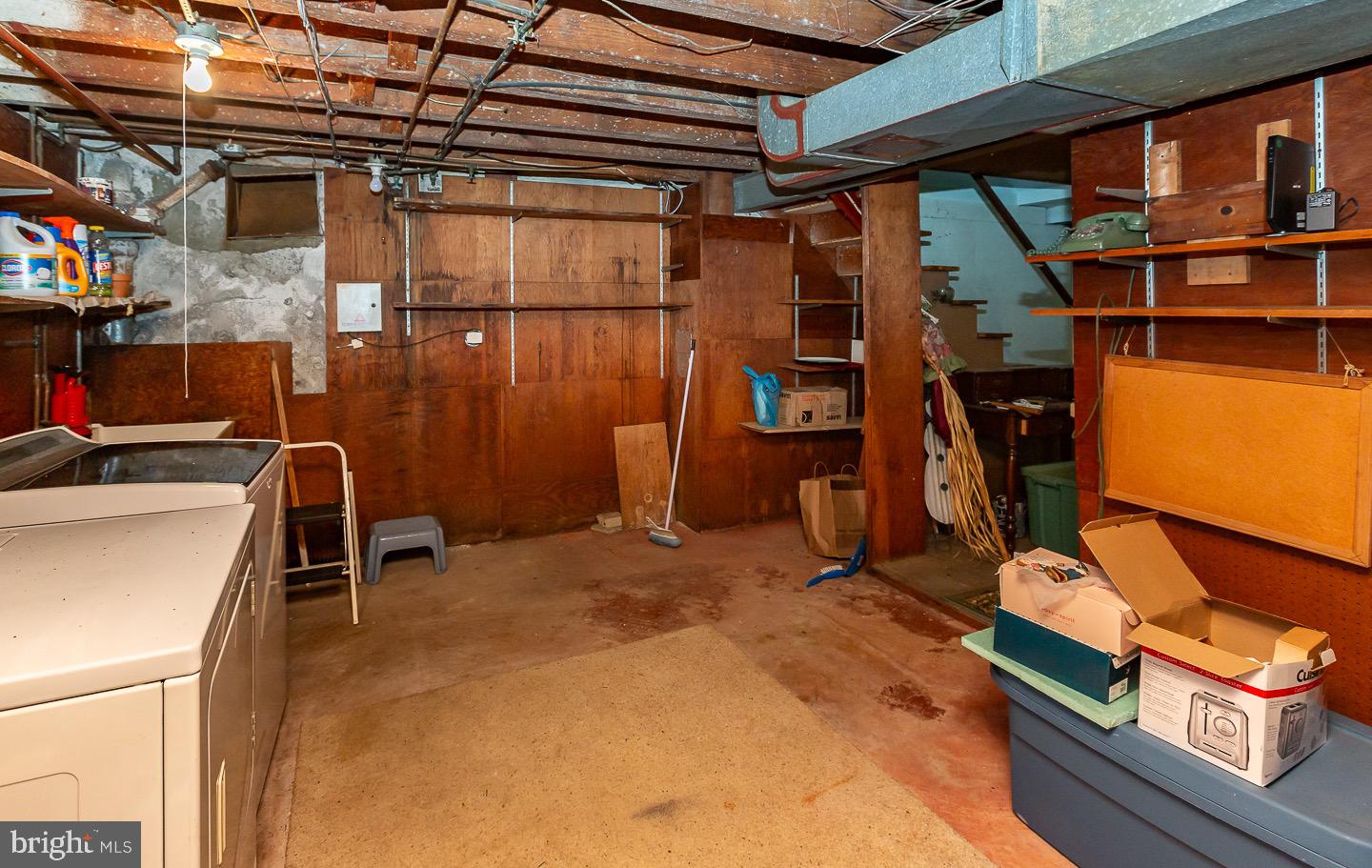 204 Edgehill Dr