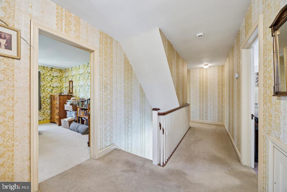 457 Derwyn Rd