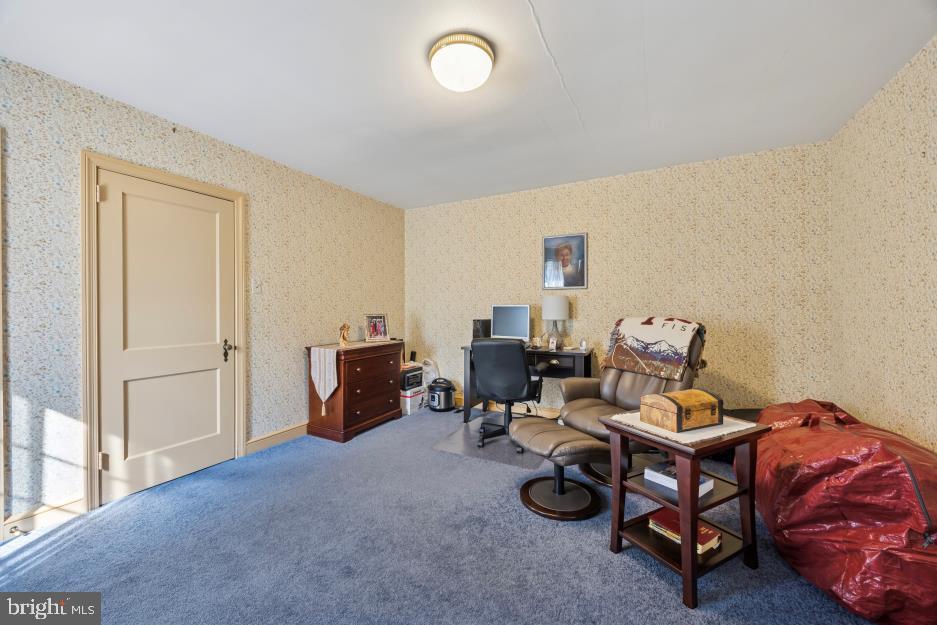 457 Derwyn Rd