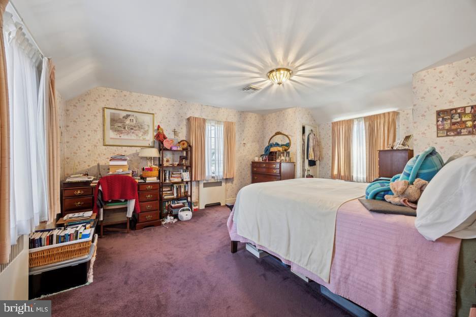 457 Derwyn Rd