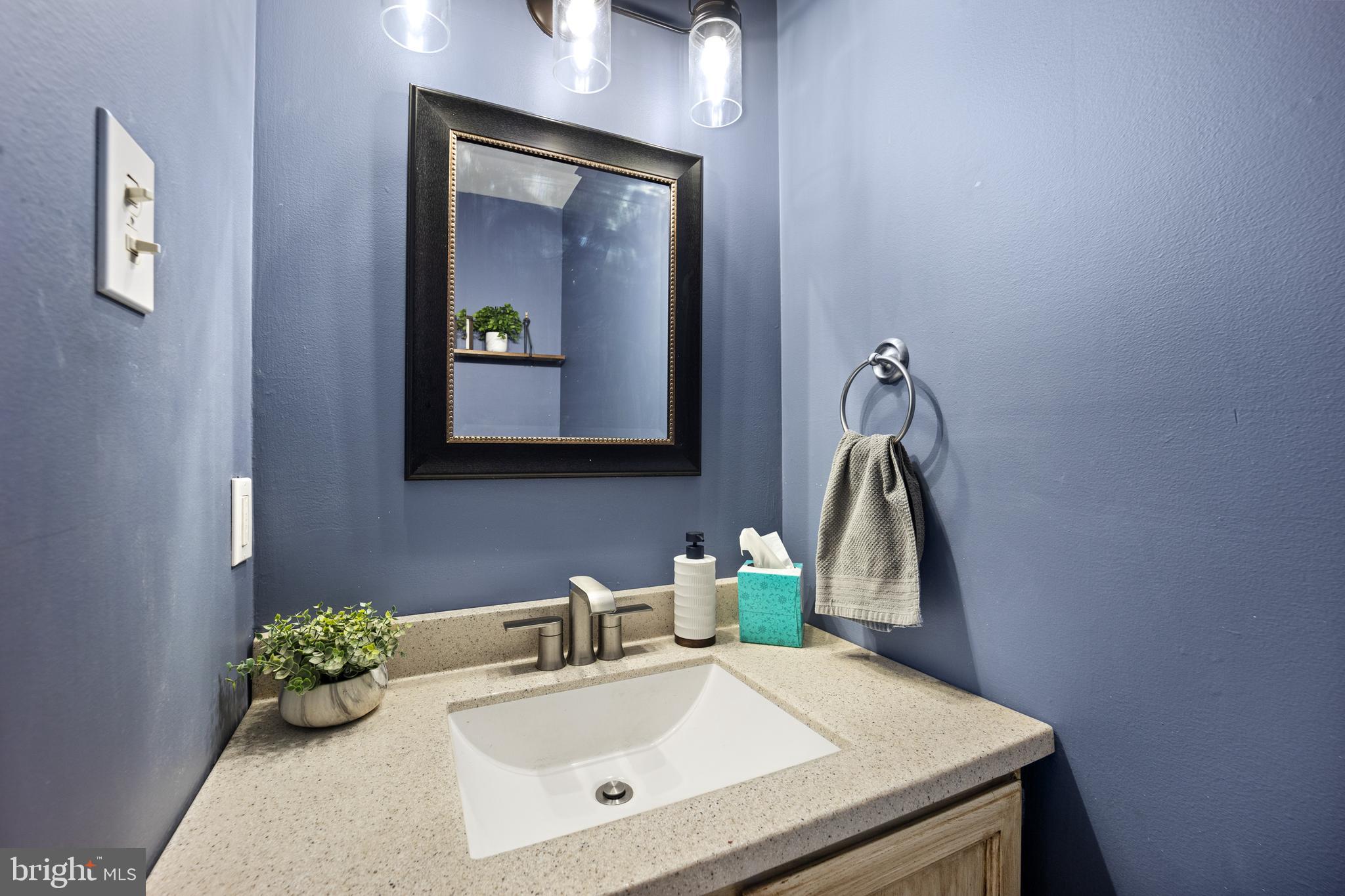 404 Carpenter Cir