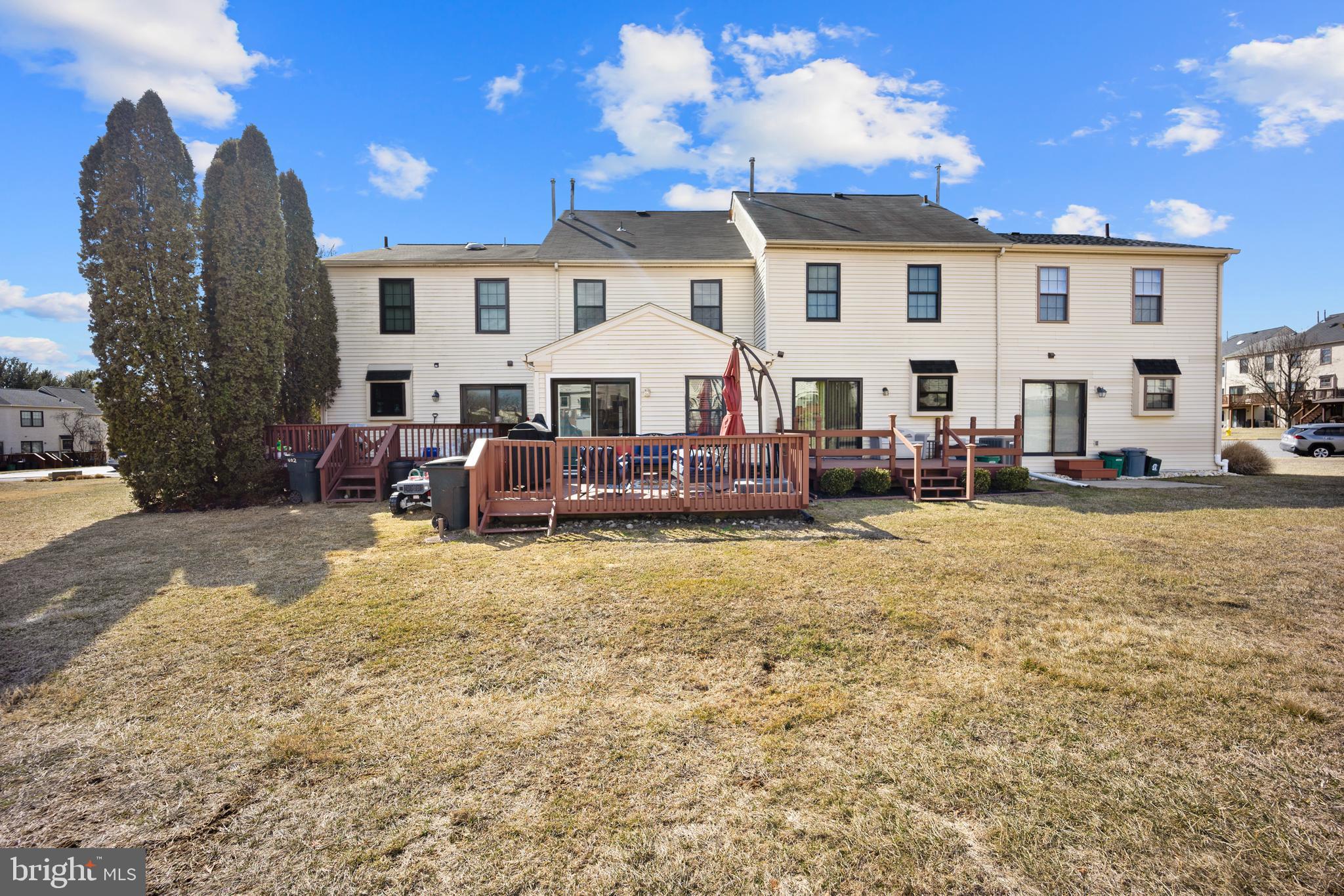 404 Carpenter Cir
