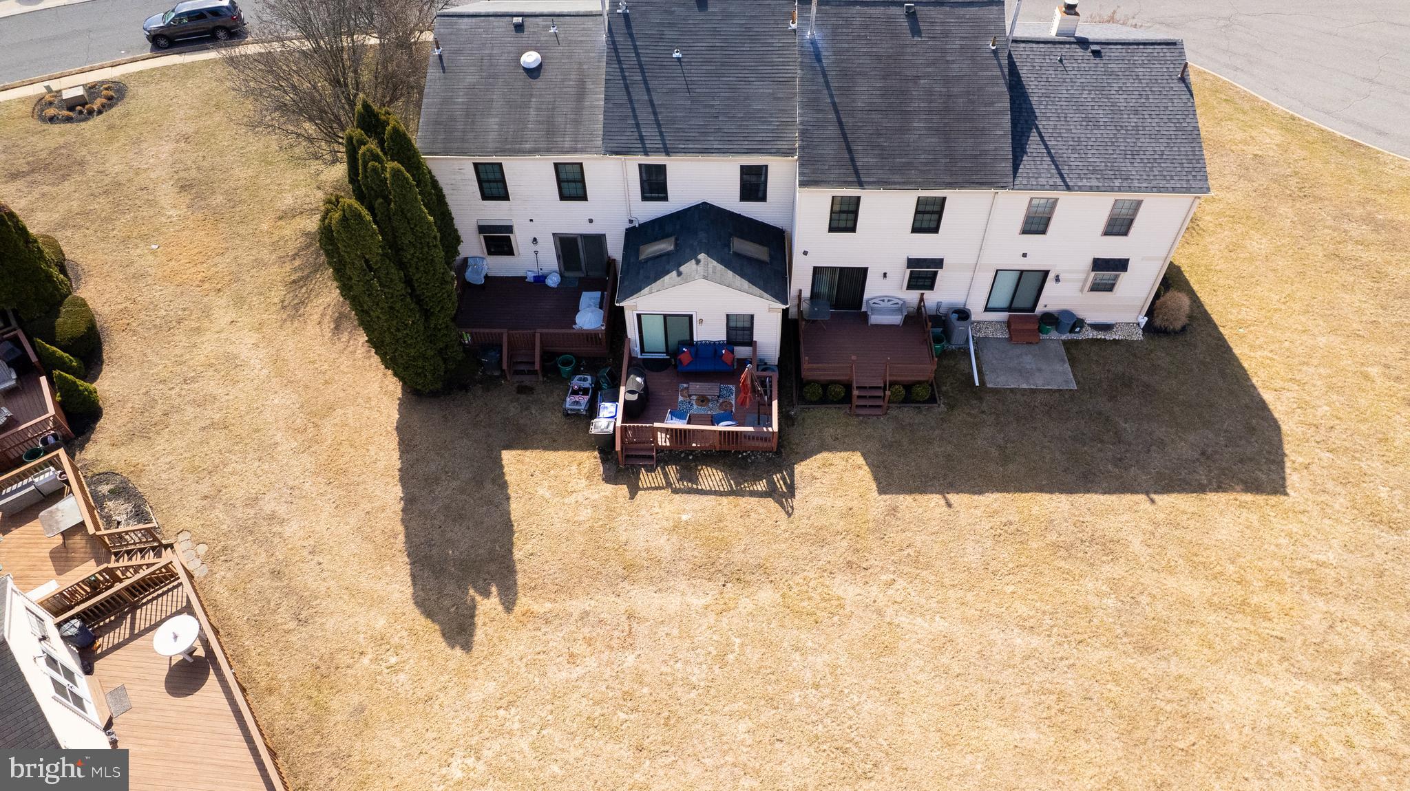 404 Carpenter Cir