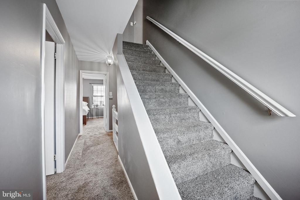 404 Carpenter Cir