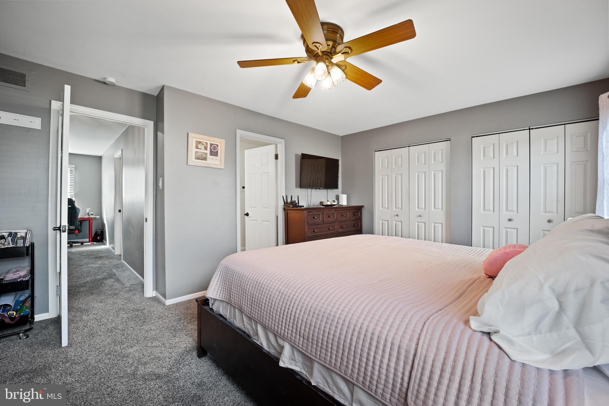 404 Carpenter Cir