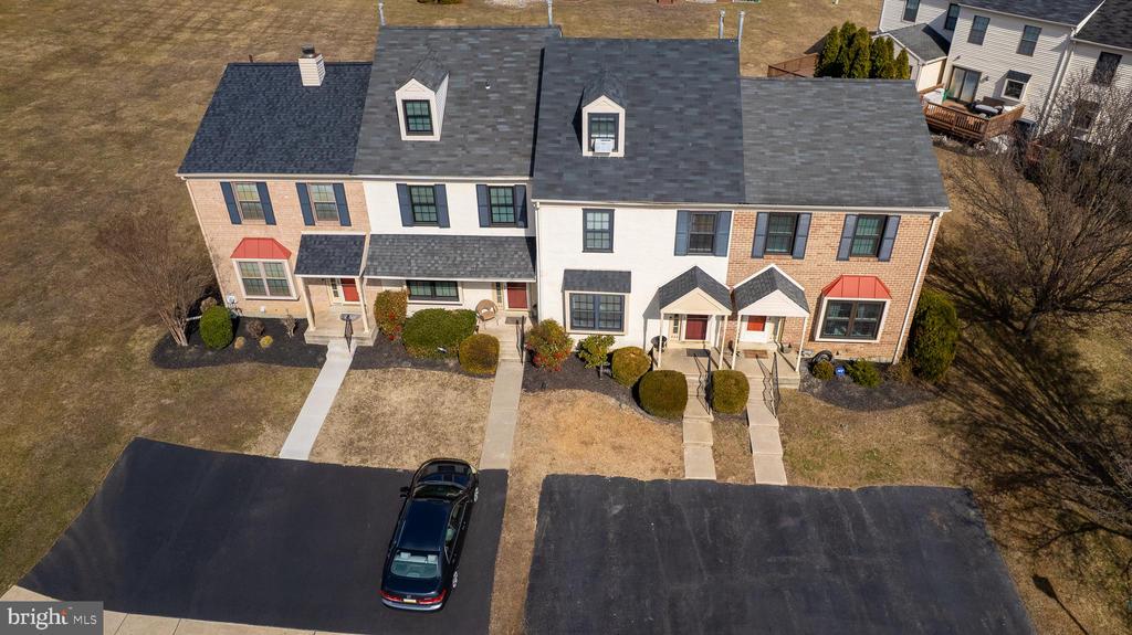 404 Carpenter Cir