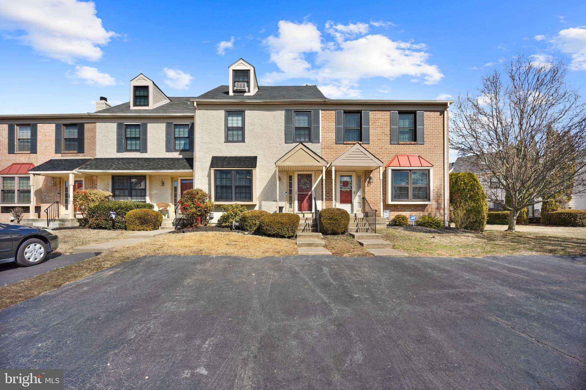 404 Carpenter Cir