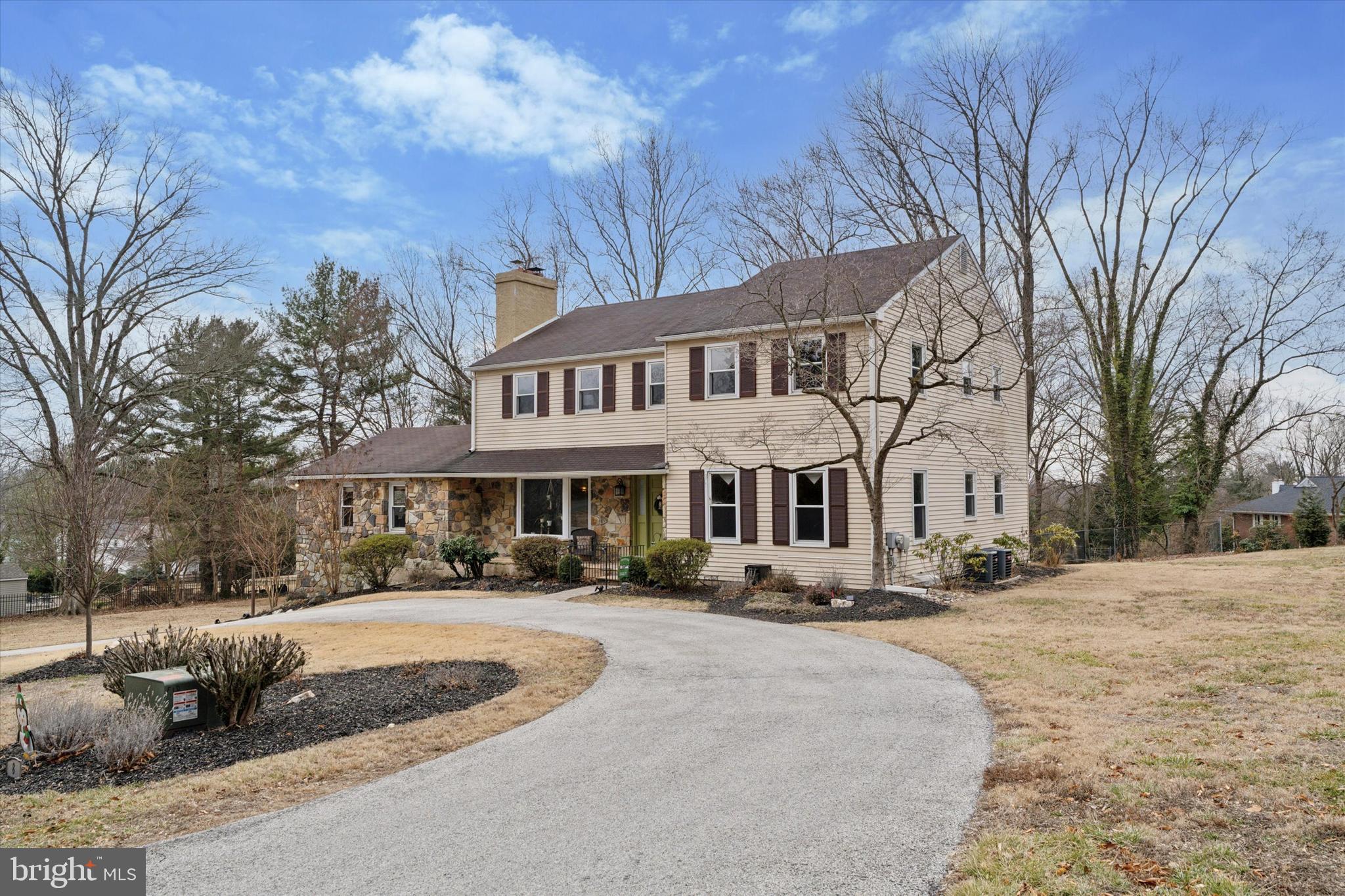 8 Todmorden Ln