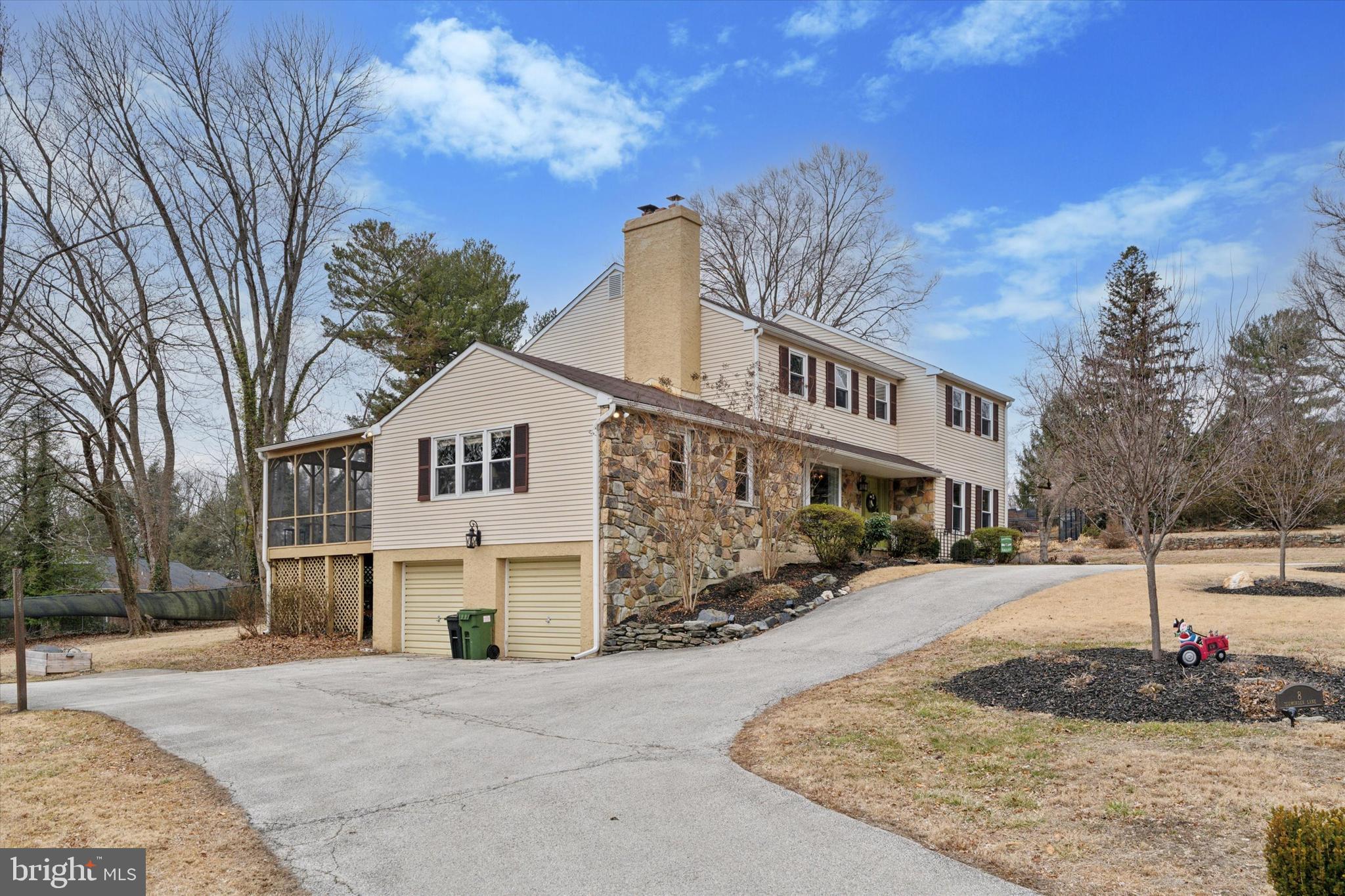 8 Todmorden Ln