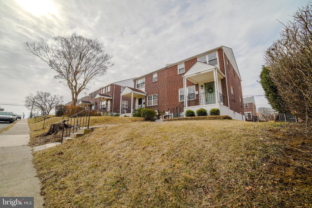 1014 Agnew Dr