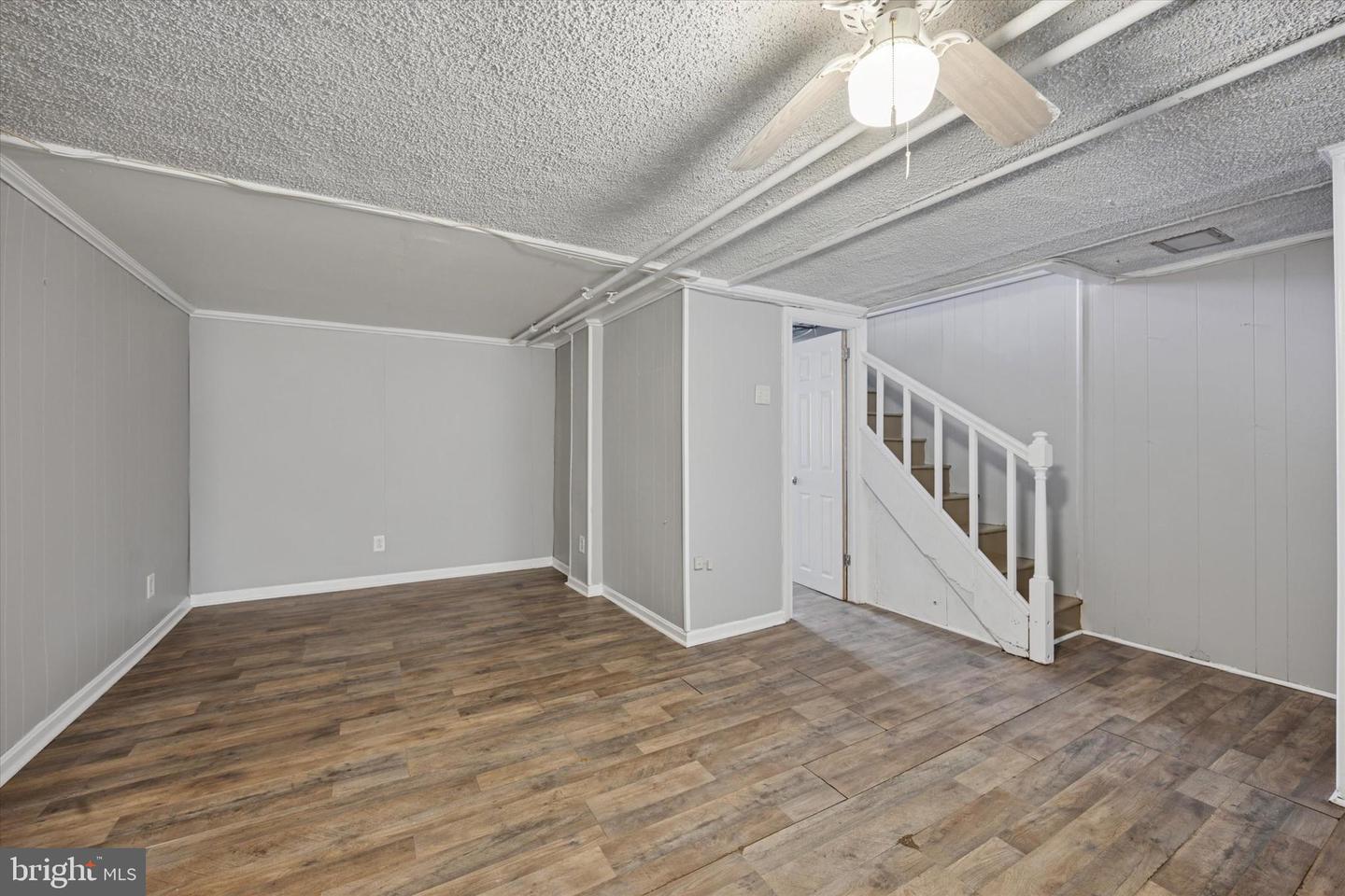 717 EATON RD