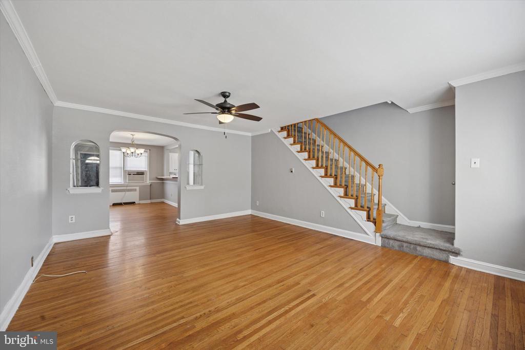 717 EATON RD