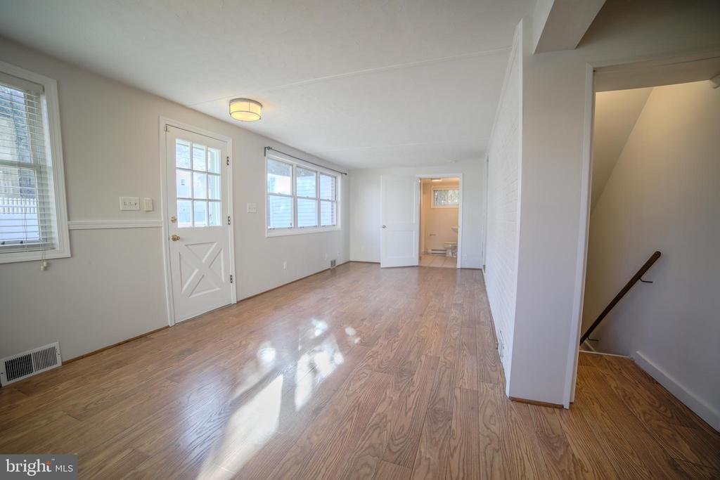 213 HEATHERWOOD RD