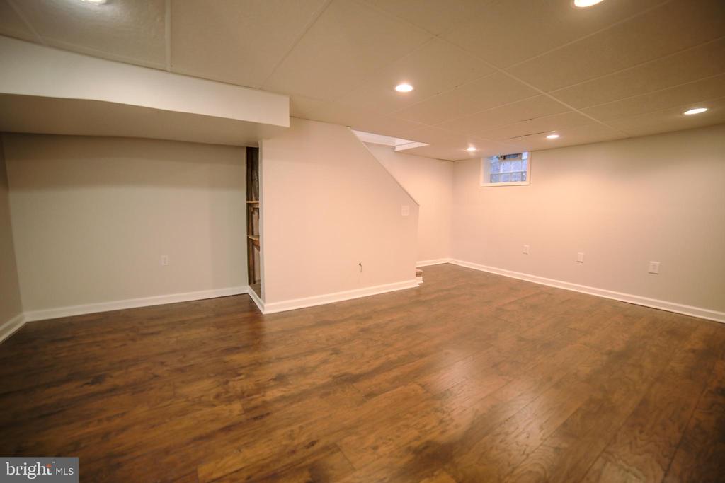 213 HEATHERWOOD RD