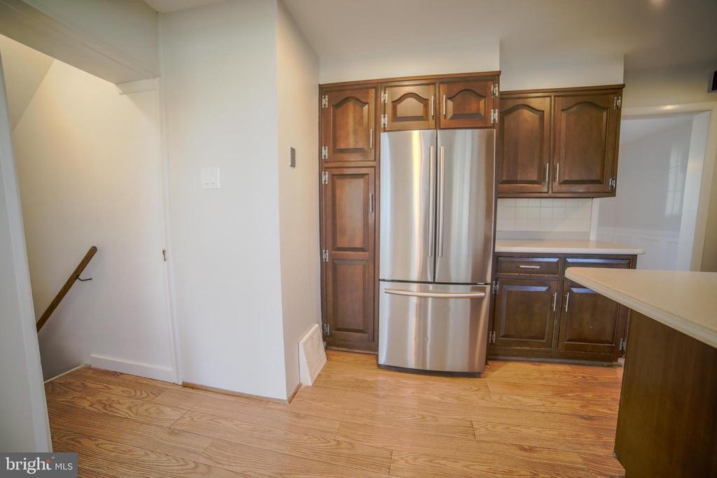 213 HEATHERWOOD RD